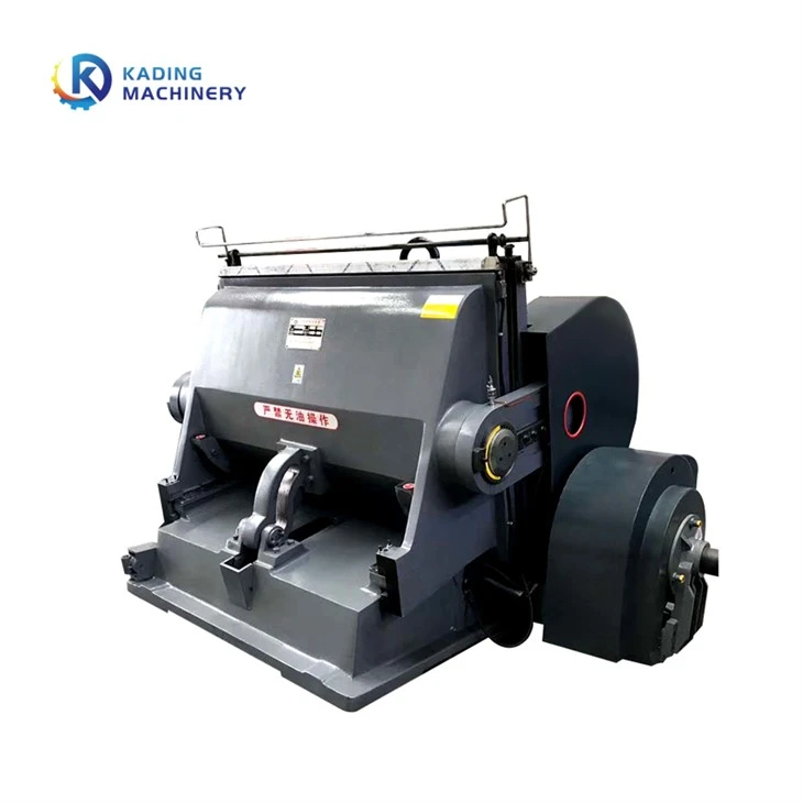 Máquina de vincos de corte